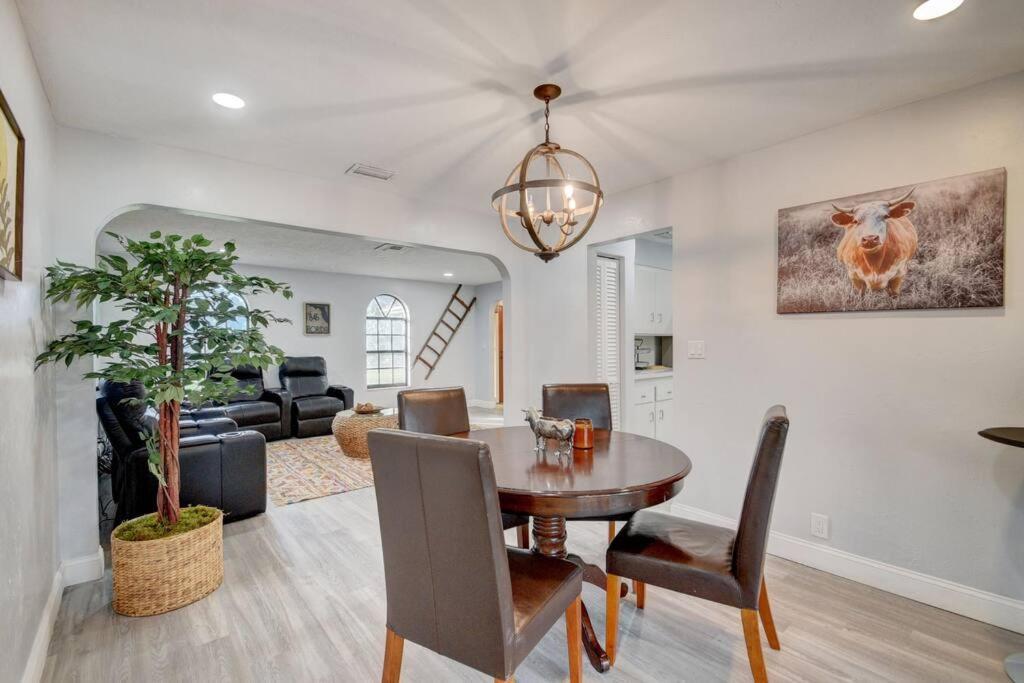 Ananda Farmhouse And Retreat. Lake Worth Beach Buitenkant foto