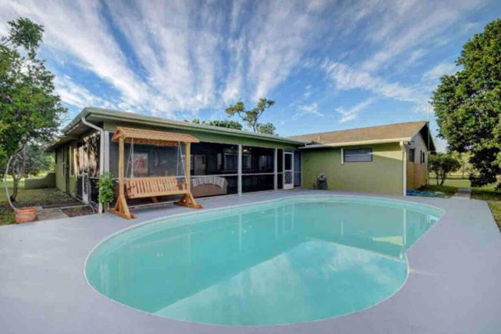 Ananda Farmhouse And Retreat. Lake Worth Beach Buitenkant foto