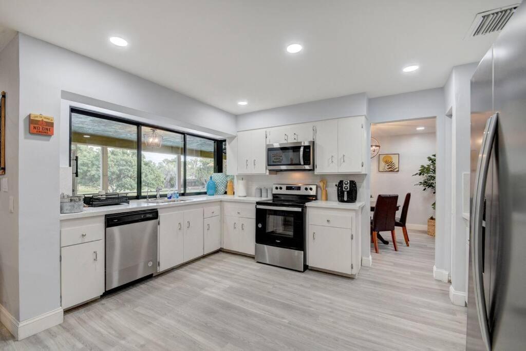 Ananda Farmhouse And Retreat. Lake Worth Beach Buitenkant foto