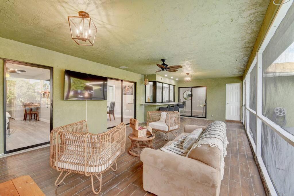 Ananda Farmhouse And Retreat. Lake Worth Beach Buitenkant foto