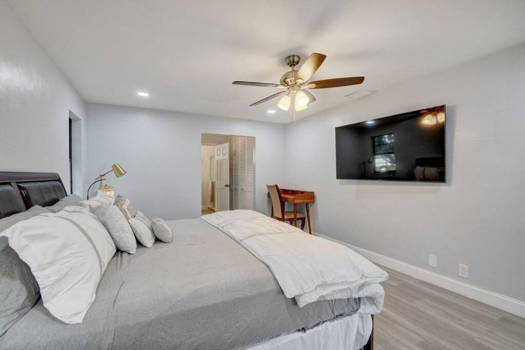 Ananda Farmhouse And Retreat. Lake Worth Beach Buitenkant foto